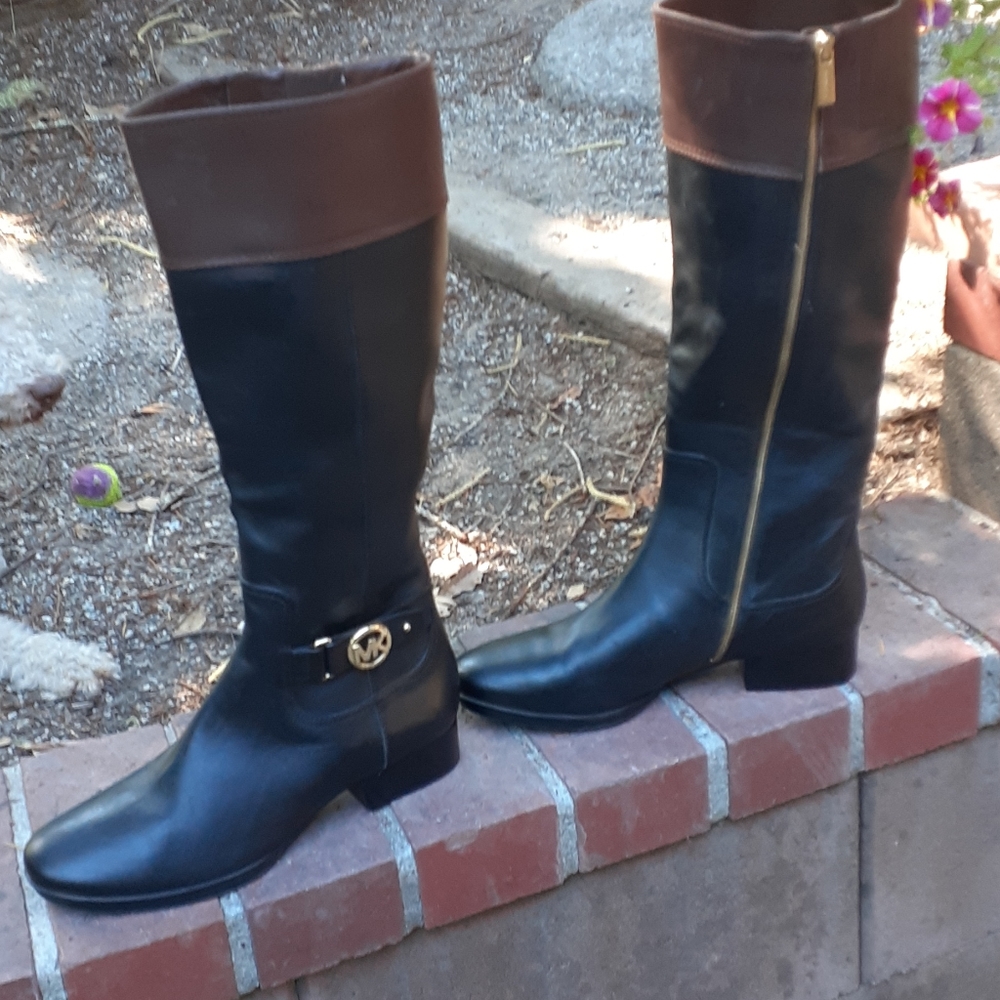 Michael Kors classic boots